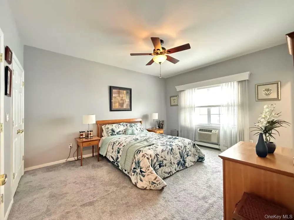 197 Fulton Street #20 Farmingdale, NY 11735