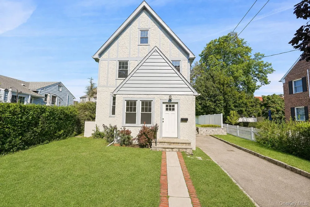 288 Crestwood Avenue Tuckahoe, NY 10707