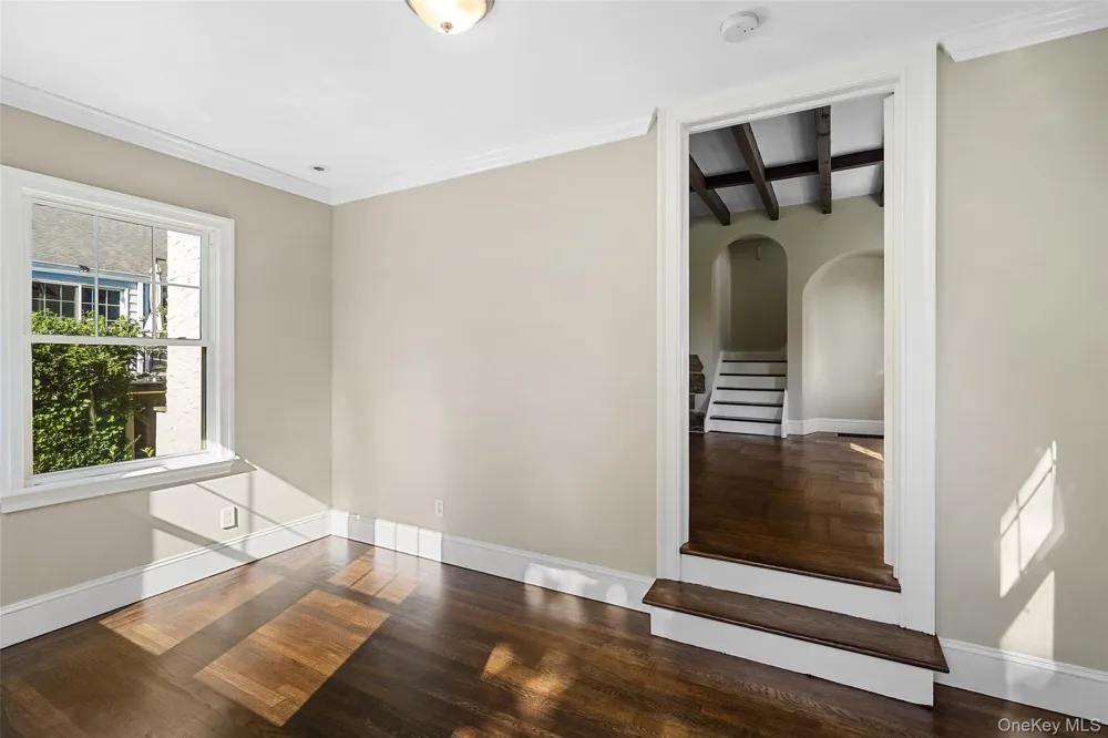 288 Crestwood Avenue Tuckahoe, NY 10707