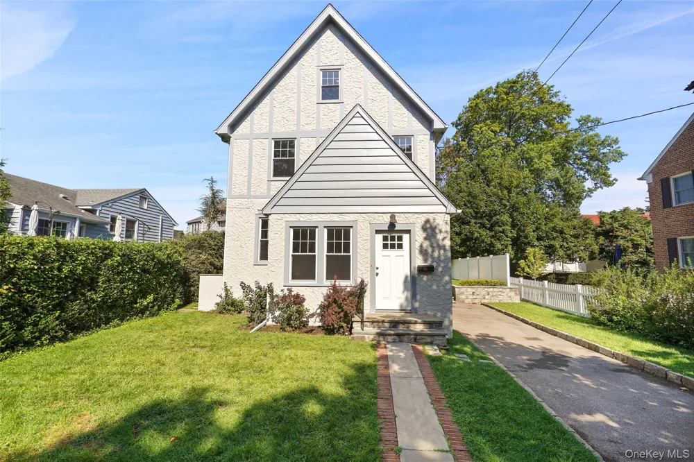 288 Crestwood Avenue Tuckahoe, NY 10707