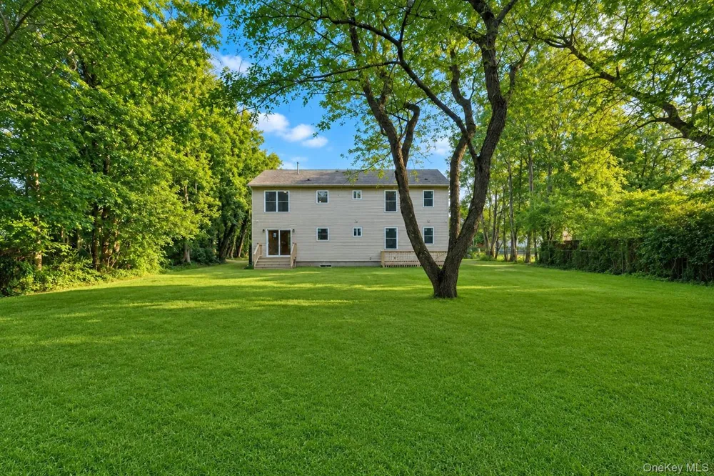 171 Elm Drive Bay Shore, NY 11706