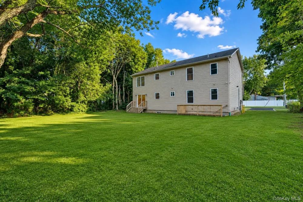 171 Elm Drive Bay Shore, NY 11706