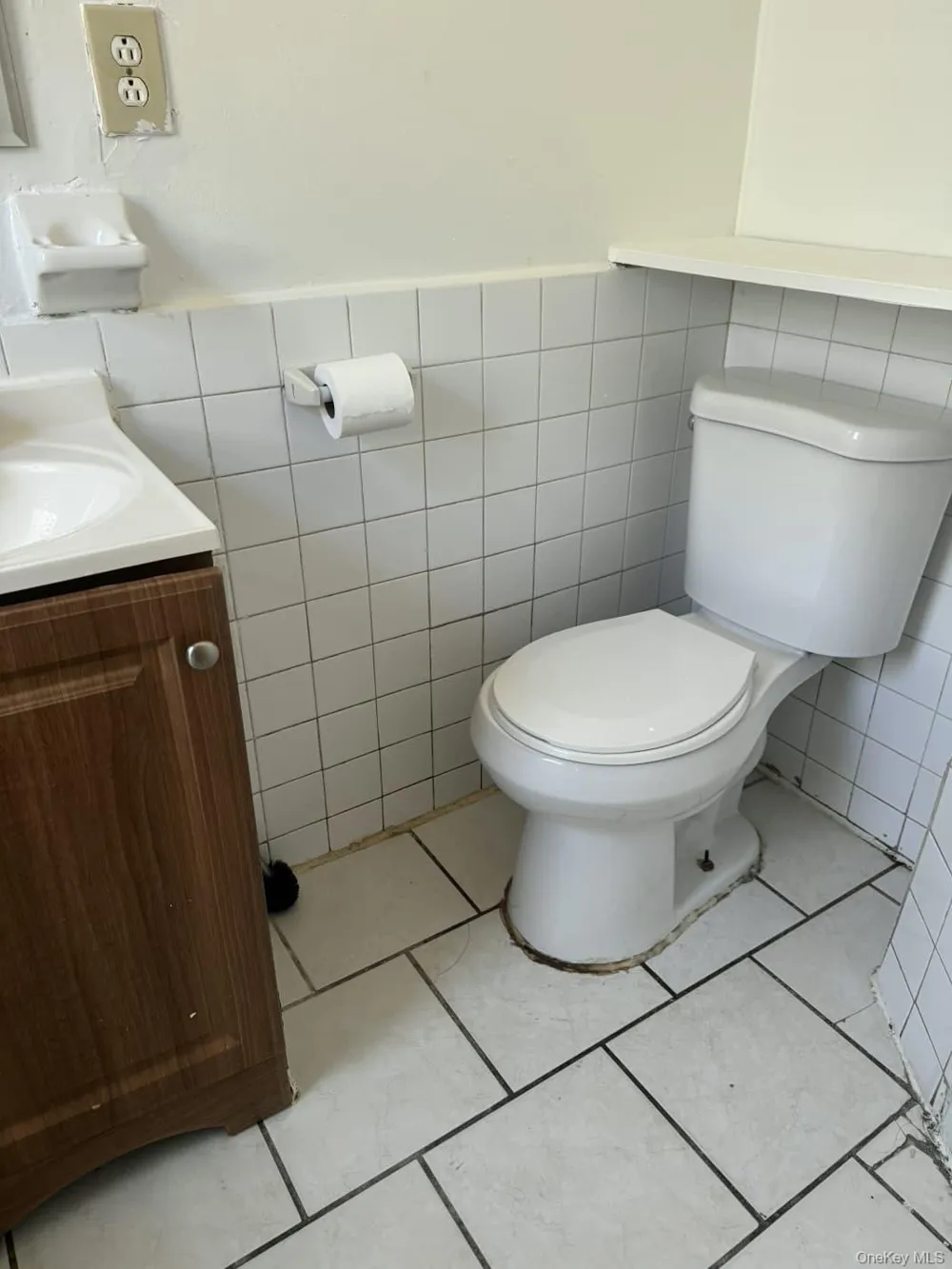 37-45 94th Street Jackson Heights, NY 11372