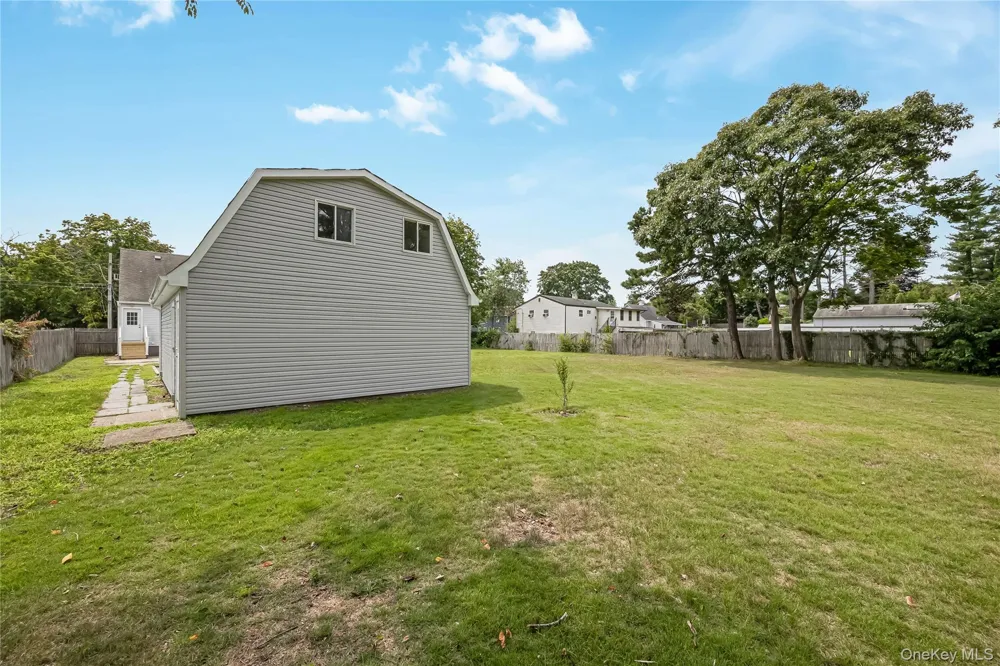 239 Ocean Avenue Brentwood, NY 11717