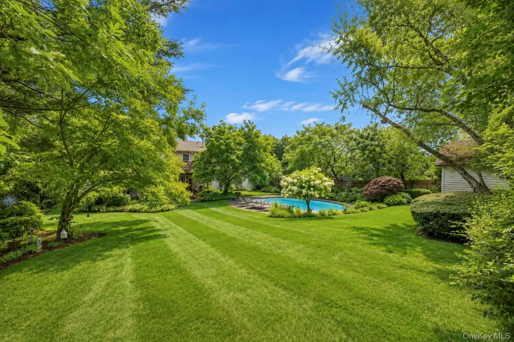 40 Nantucket Drive Medford, NY 11763