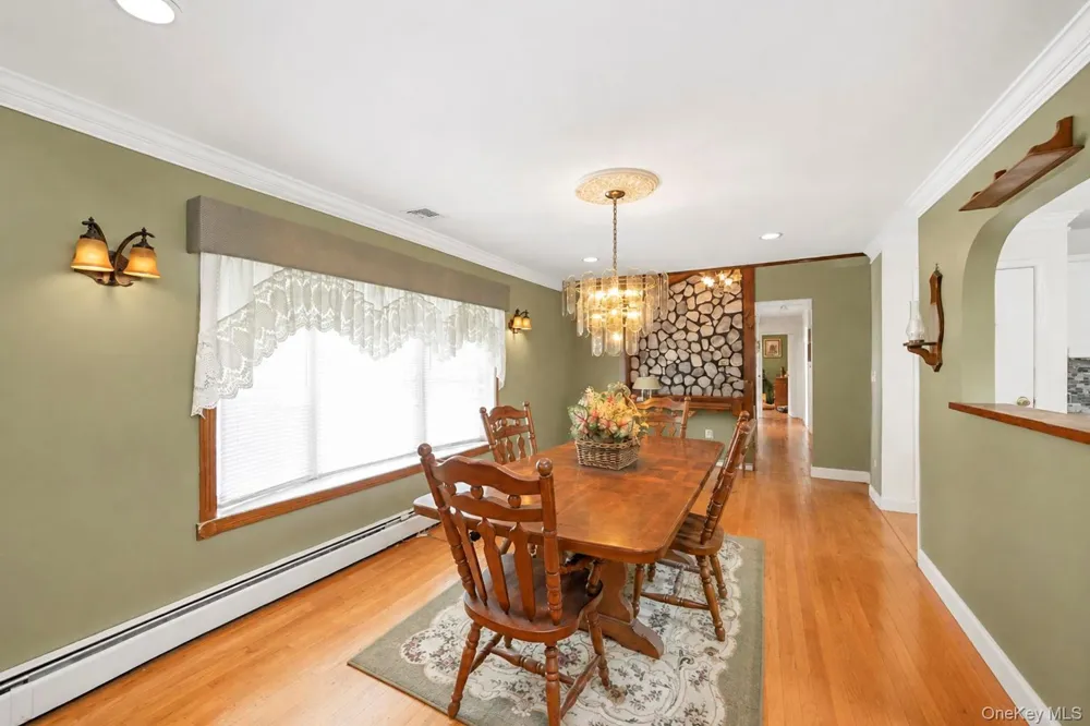 40 Nantucket Drive Medford, NY 11763