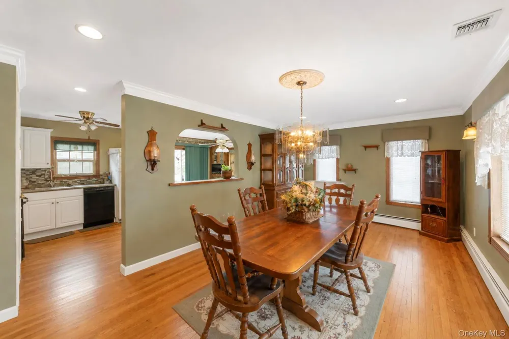 40 Nantucket Drive Medford, NY 11763