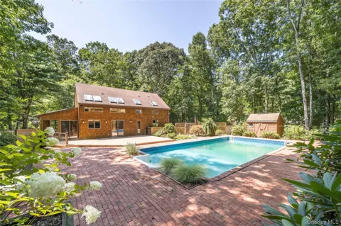 69 Glenview Drive