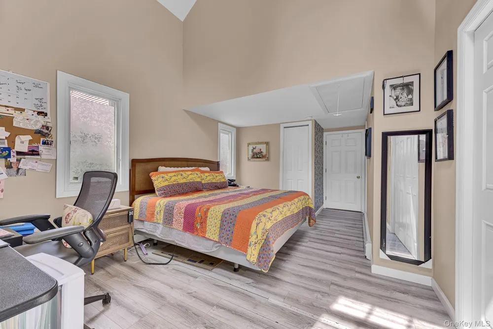 1116 Montauk Highway Oakdale, NY 11769