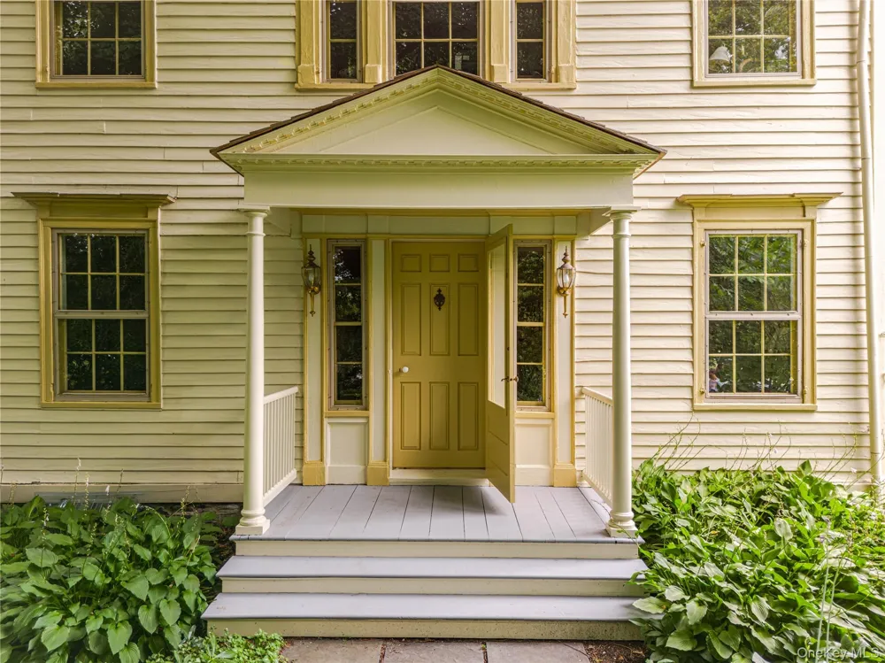 18 Clove Road Other, NY 12033