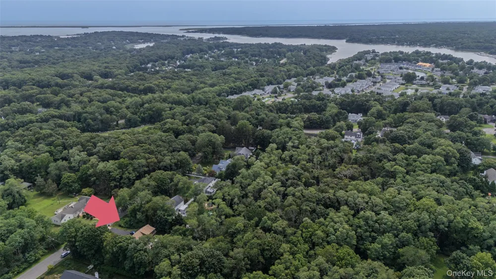 6 Cedar Street Moriches, NY 11955
