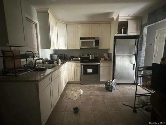110 Nathalie Avenue Amityville, NY 11701