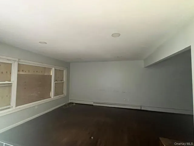 110 Nathalie Avenue Amityville, NY 11701