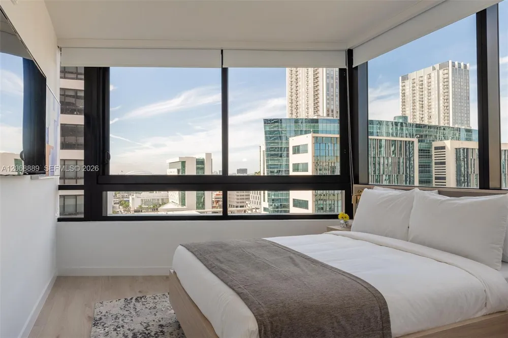 225 Miami Ave #1702 Miami, FL 33128