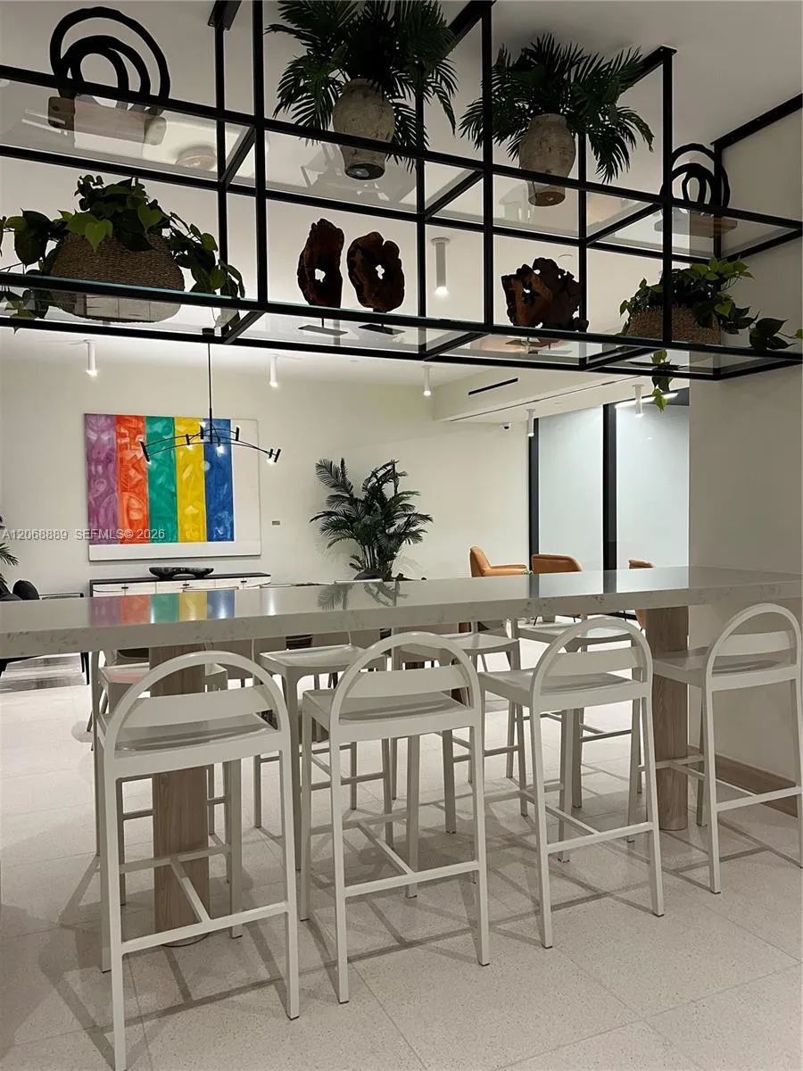 225 Miami Ave #1702 Miami, FL 33128