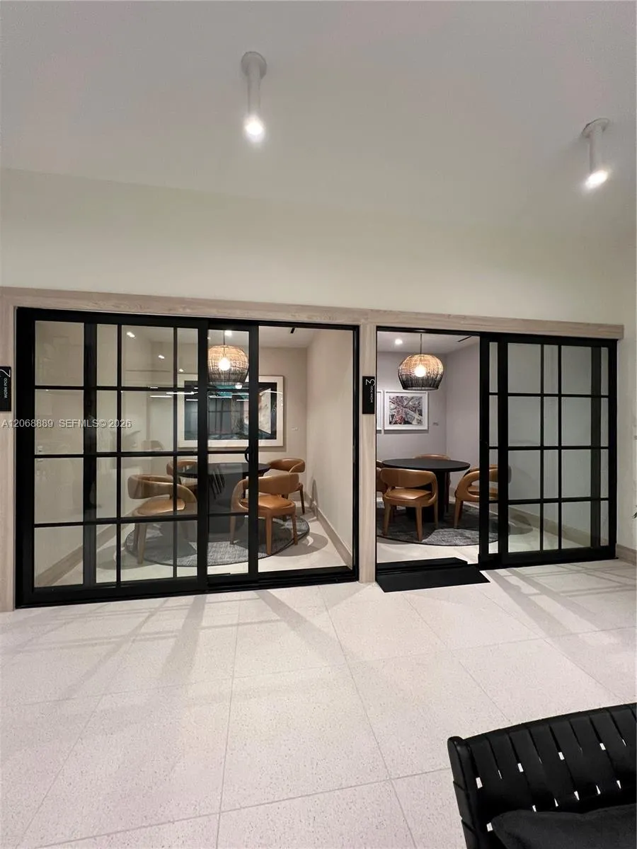 225 Miami Ave #1702 Miami, FL 33128