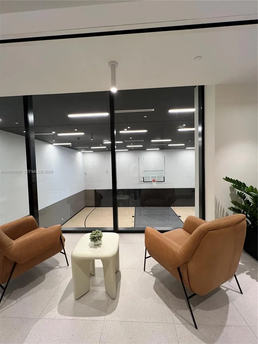 225 Miami Ave #1702 Miami, FL 33128