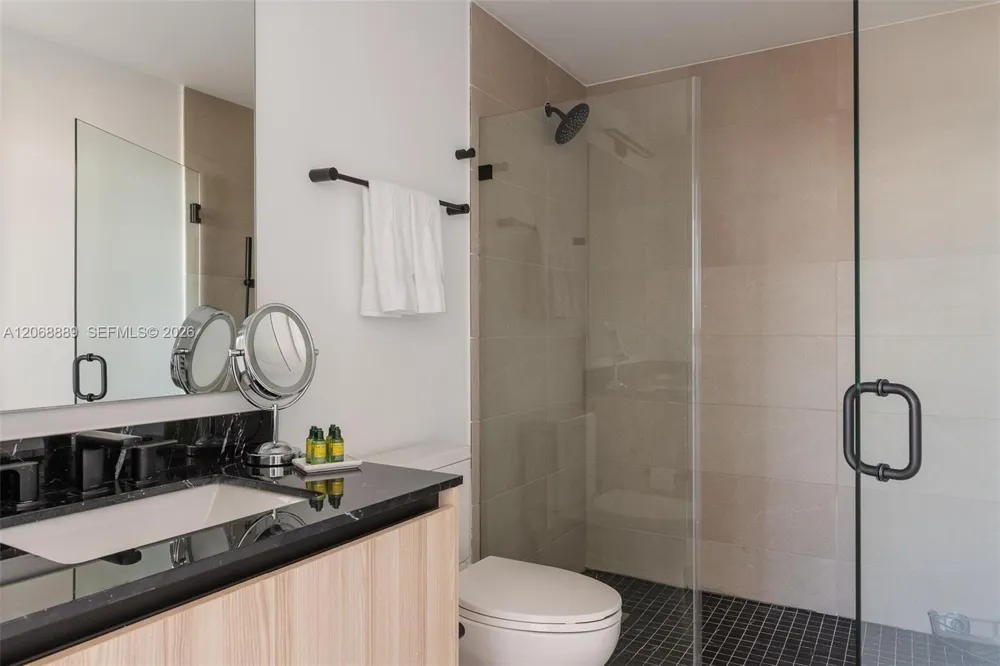 225 Miami Ave #1702 Miami, FL 33128