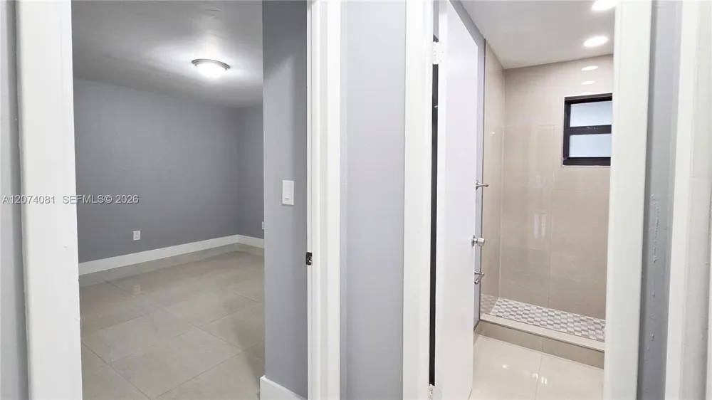 50 W 28th St #56 Hialeah, FL 33010