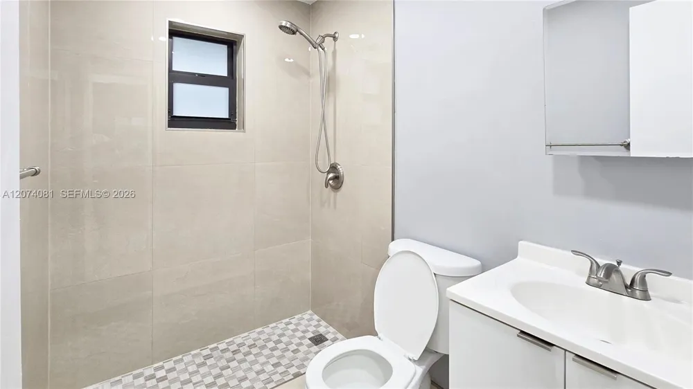 50 W 28th St #56 Hialeah, FL 33010