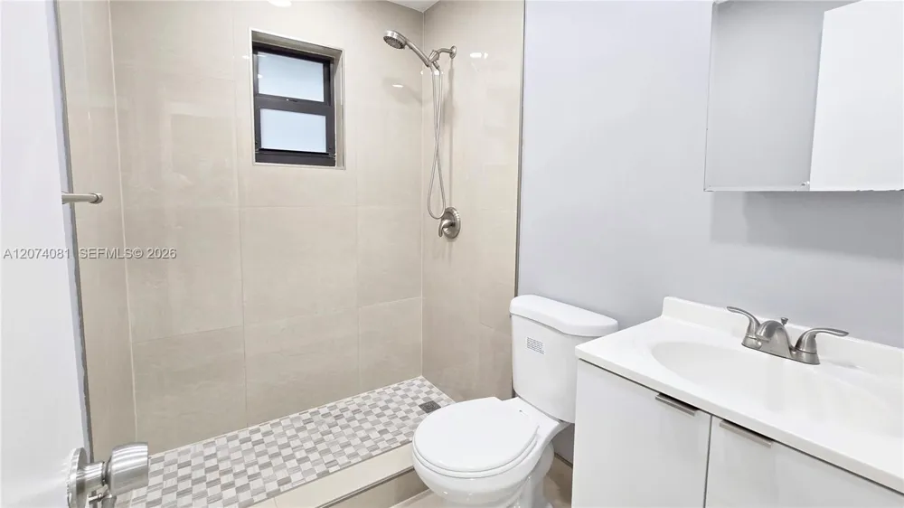 50 W 28th St #56 Hialeah, FL 33010