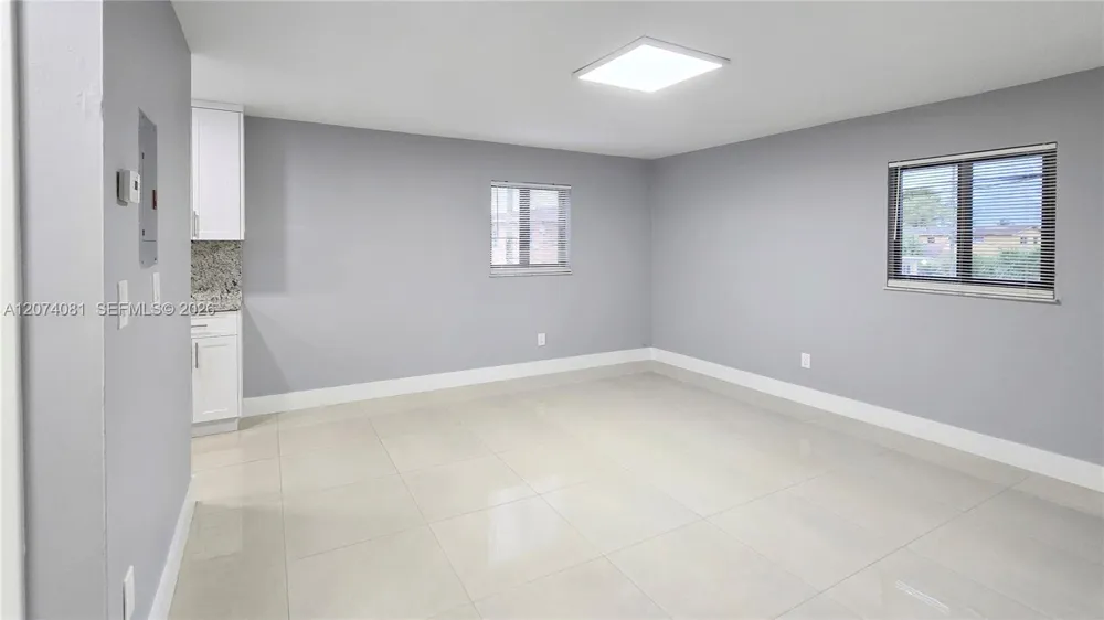 50 W 28th St #56 Hialeah, FL 33010