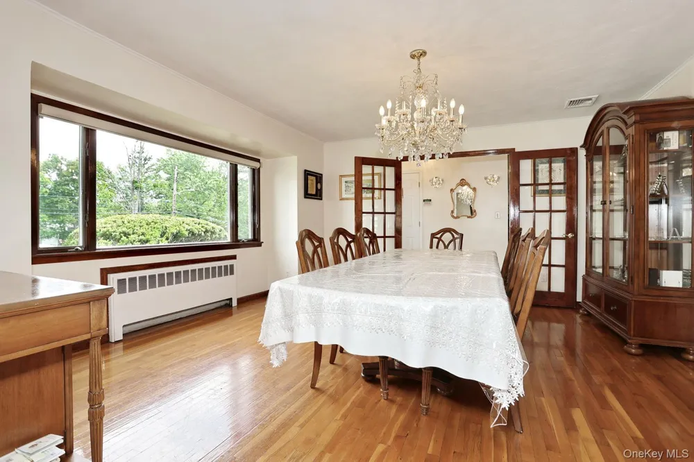 10 Briarcliff Drive Monsey, NY 10952
