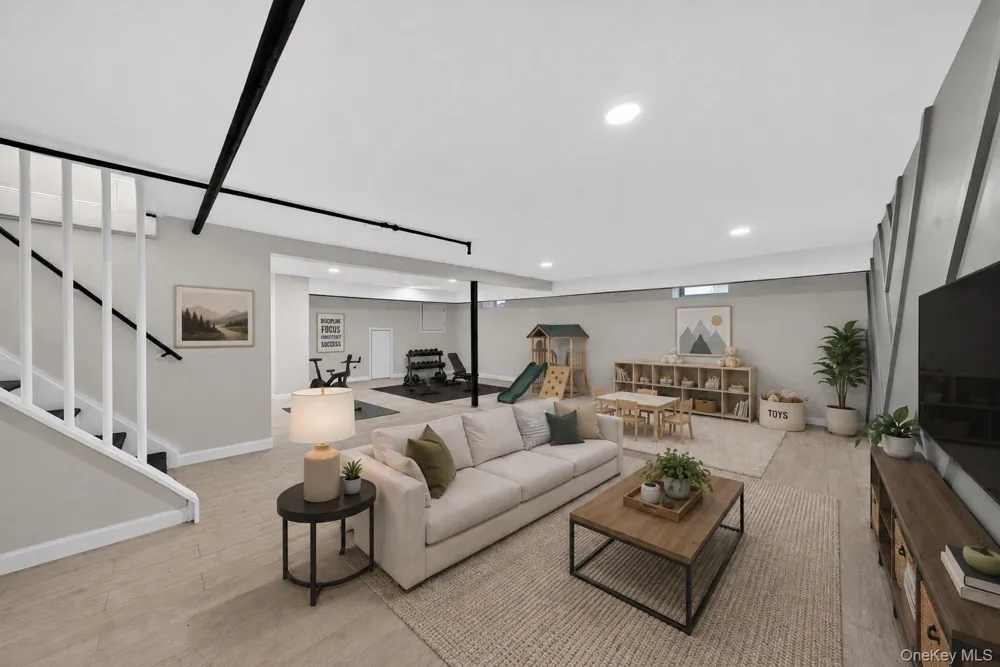 101 Argyle Road West Hempstead, NY 11552
