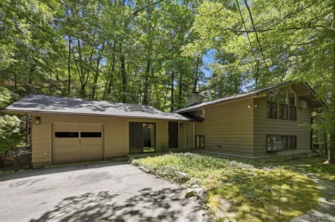 80 Clinton Road