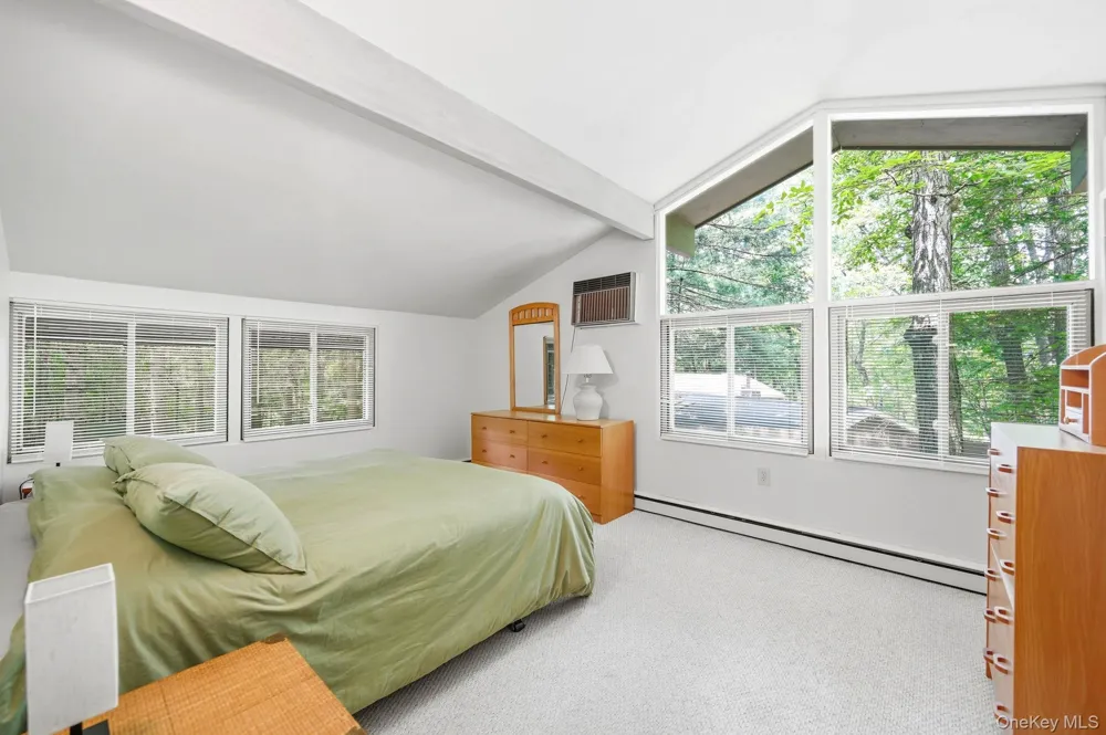 80 Clinton Road Tuxedo Park, NY 10987