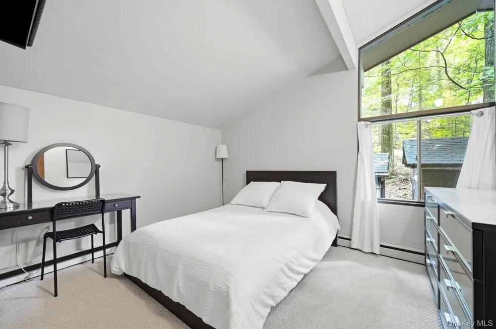 80 Clinton Road Tuxedo Park, NY 10987
