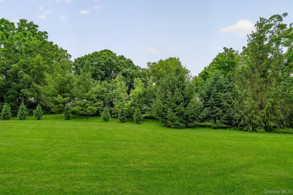 12 Brighton Drive #1404 Newburgh, NY 12550