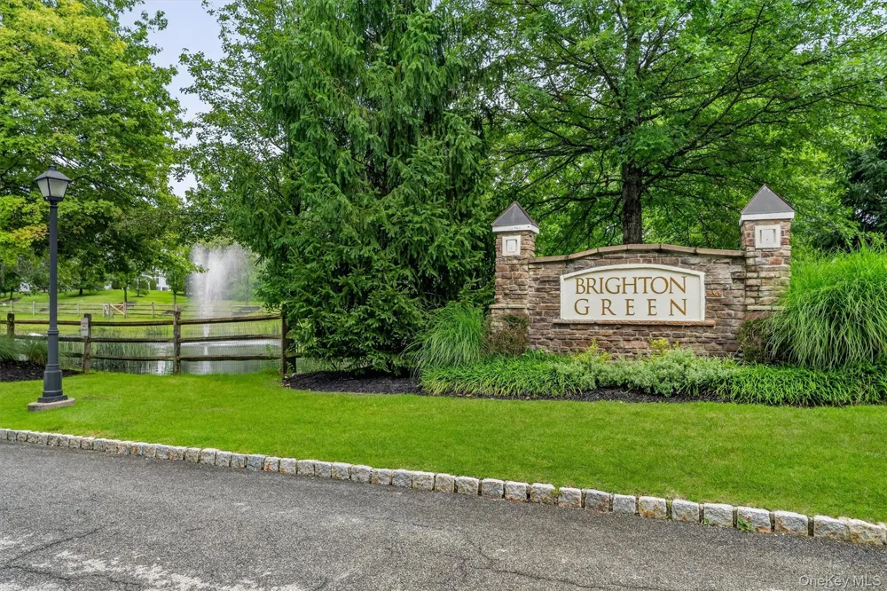 12 Brighton Drive #1404 Newburgh, NY 12550