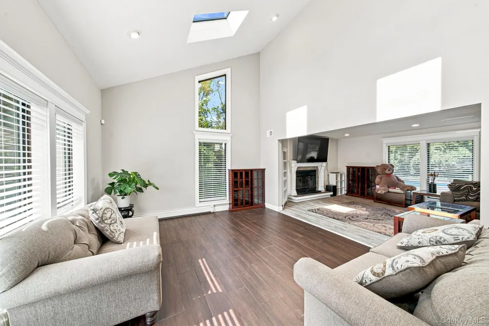 53 Miller Place Road Miller Place, NY 11764