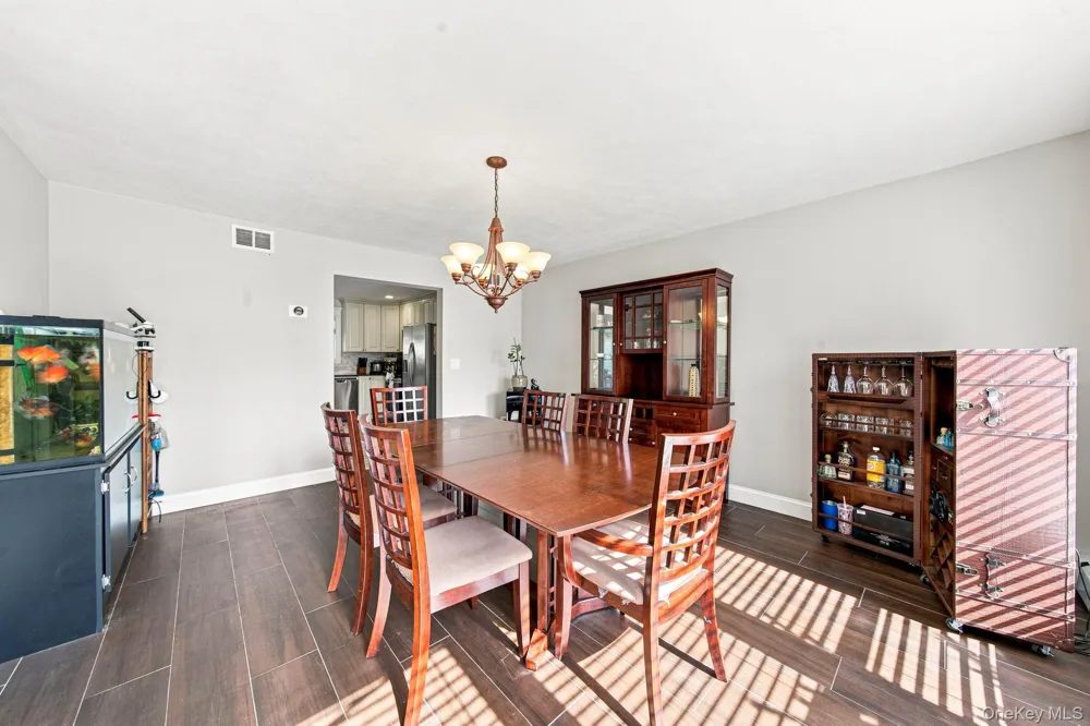 53 Miller Place Road Miller Place, NY 11764