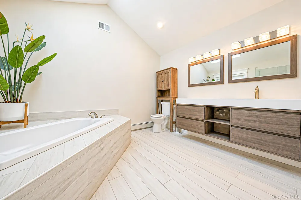 53 Miller Place Road Miller Place, NY 11764