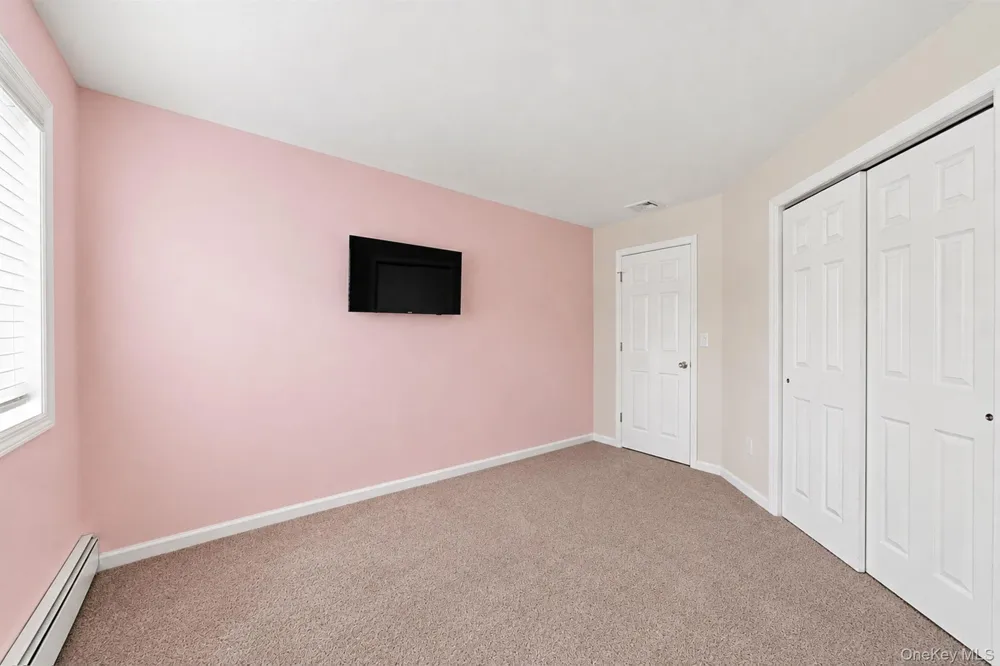53 Miller Place Road Miller Place, NY 11764