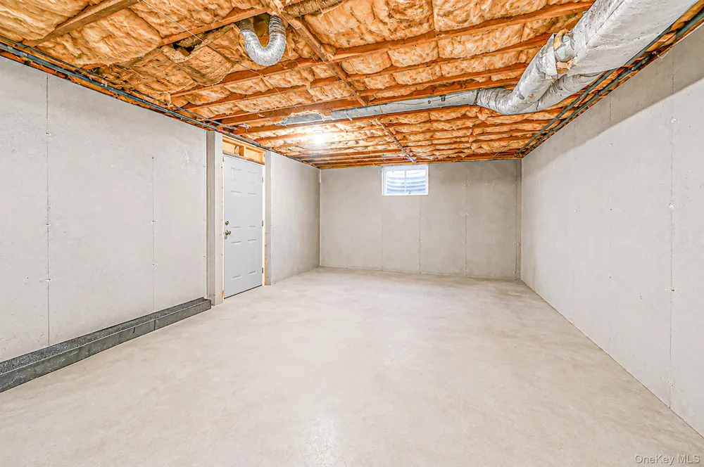 53 Miller Place Road Miller Place, NY 11764
