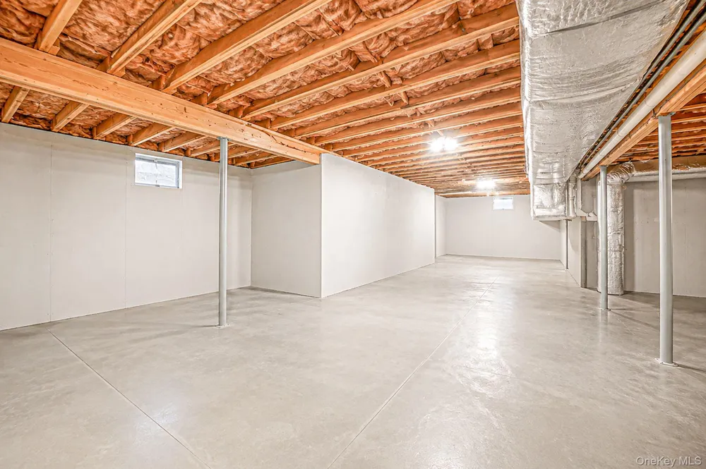 53 Miller Place Road Miller Place, NY 11764