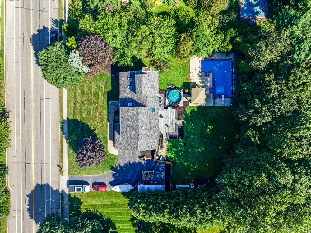 53 Miller Place Road Miller Place, NY 11764
