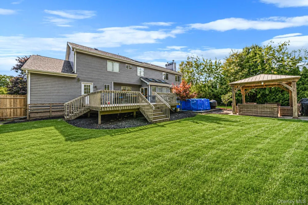 53 Miller Place Road Miller Place, NY 11764