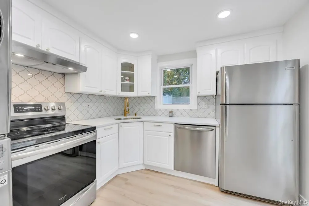 34 Ormond Avenue Selden, NY 11784
