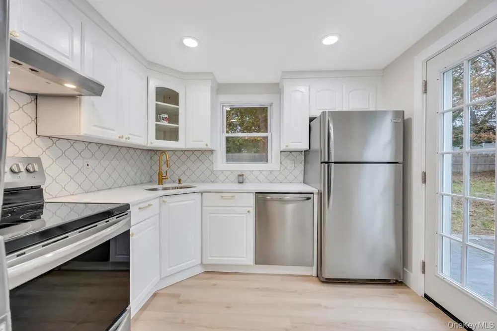 34 Ormond Avenue Selden, NY 11784