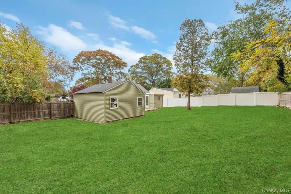 34 Ormond Avenue Selden, NY 11784