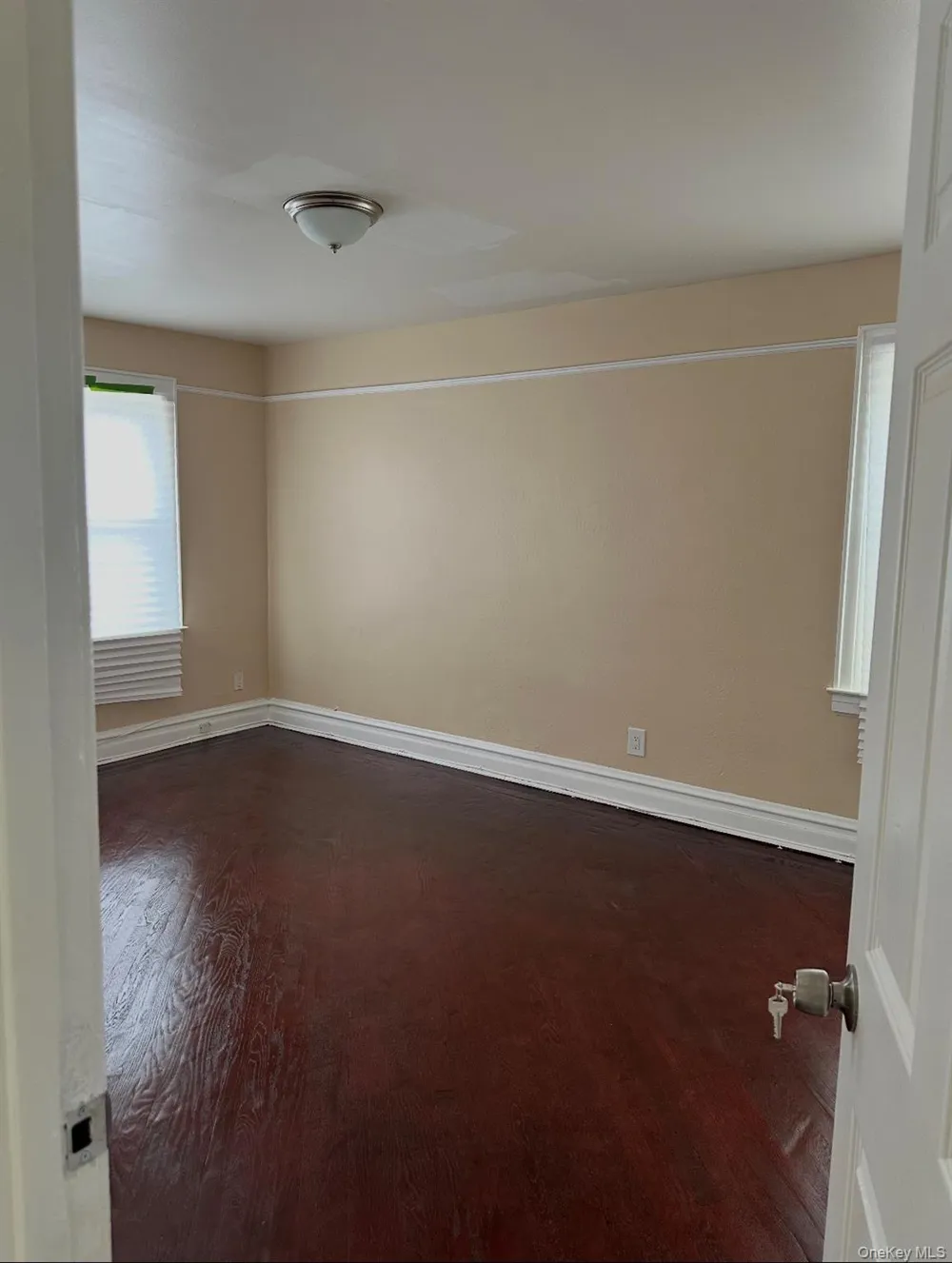 11326 202nd Street Saint Albans, NY 11412