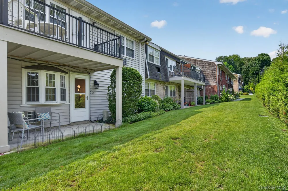 2 Anchorage #5A Oyster Bay, NY 11771