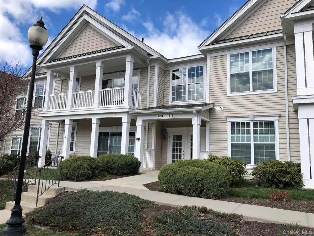 614 Saratoga Lane Fishkill, NY 12524