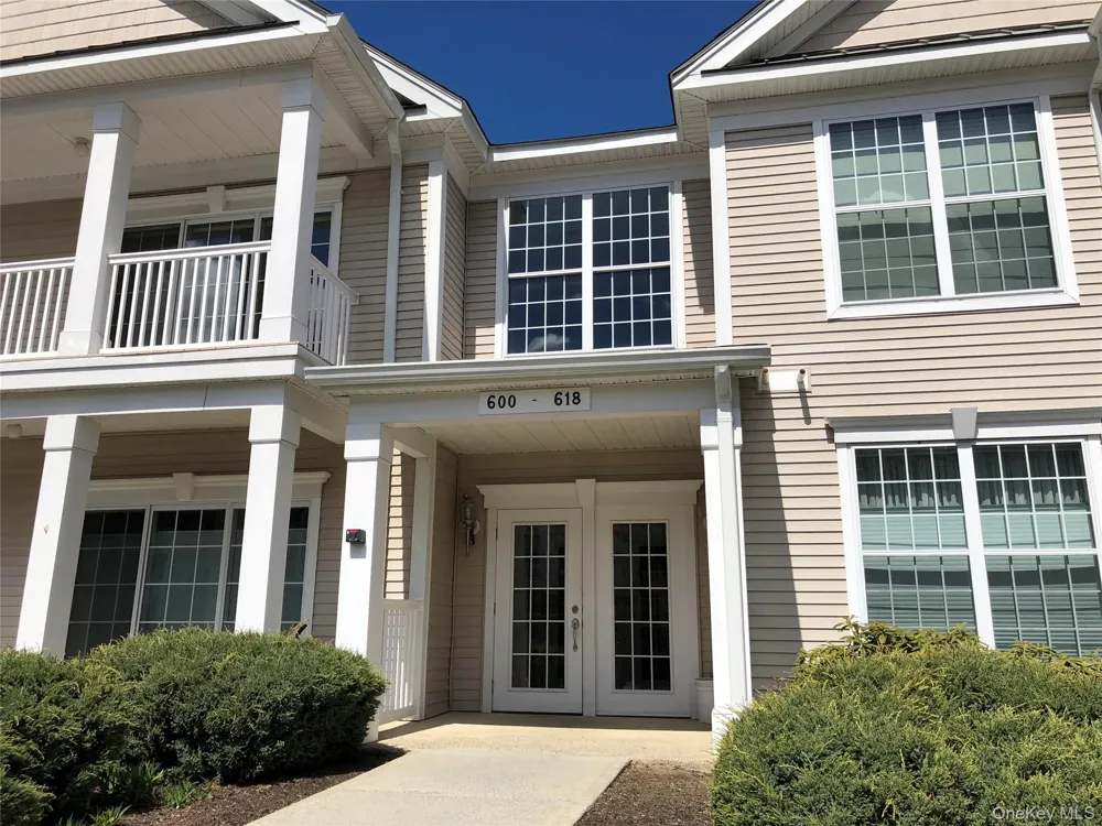 614 Saratoga Lane Fishkill, NY 12524