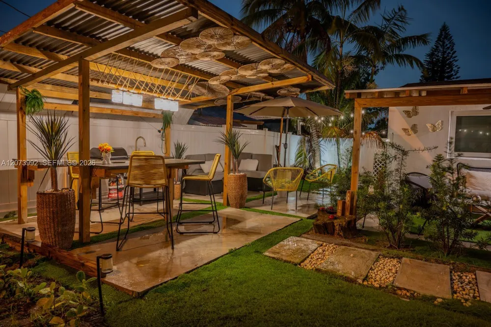 1623 S 24th Ter Hollywood, FL 33020
