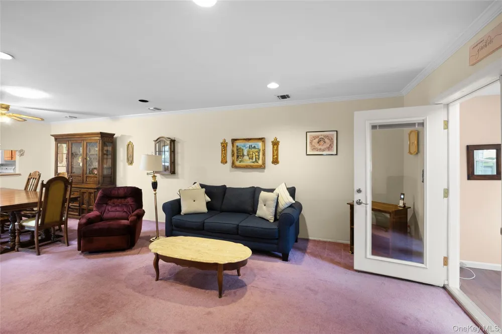 118 Knolls Drive Stony Brook, NY 11790